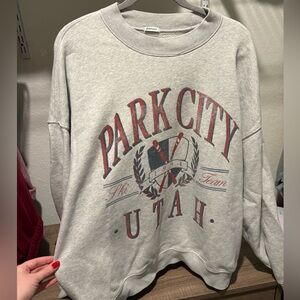 Abercrombie Oversized Crewneck Swarshirt